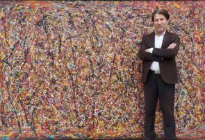 هنرمند افغانستانی نگران جنگ داخلی در کشورش است