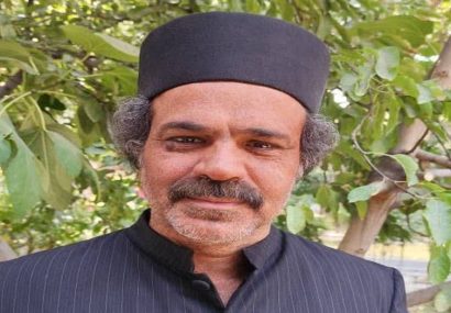 «بامداد خمار» قمی شد