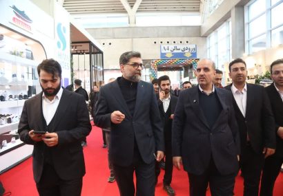 حمایت وزارت صمت از تولید کنندگان صنعت کفش/از نوسازی دستگاهها تا کمک به ناترازی واحدهای تولیدی حمایت وزارت صمت از تولید کنندگان صنعت کفش/از نوسازی دستگاهها تا کمک به ناترازی واحدهای تولیدی